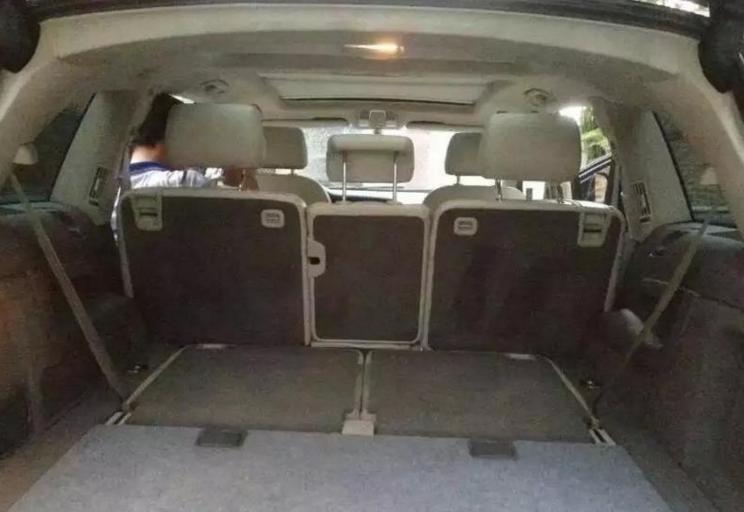 奥迪q7十八万公里能买吗,花28万买个家用车