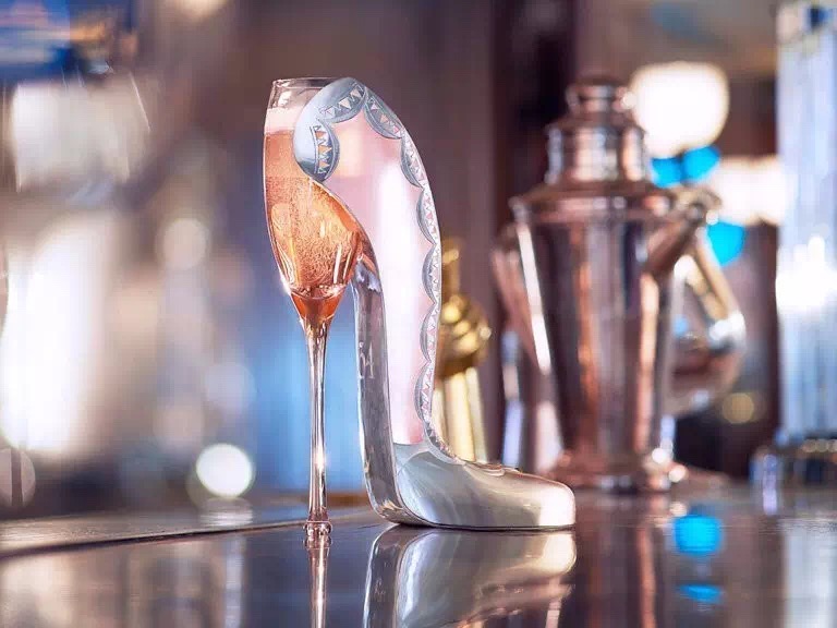 镶金边的高跟鞋!凯特妃最爱,老佛爷钦点,女星们集体买买买!