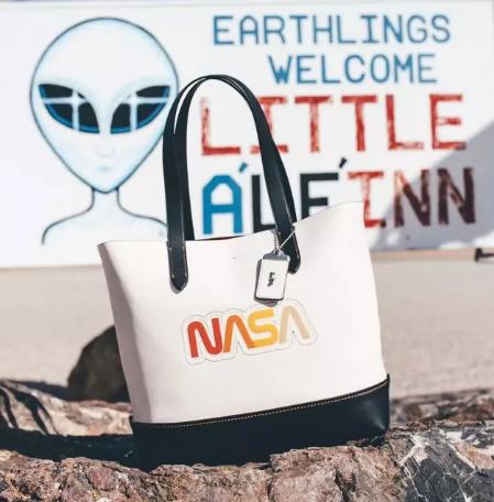 Coach也想上天，竟和NASA厮混在了一起