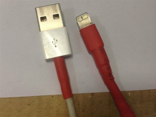 苹果原装充电线容易脱皮,修复iphone数据线