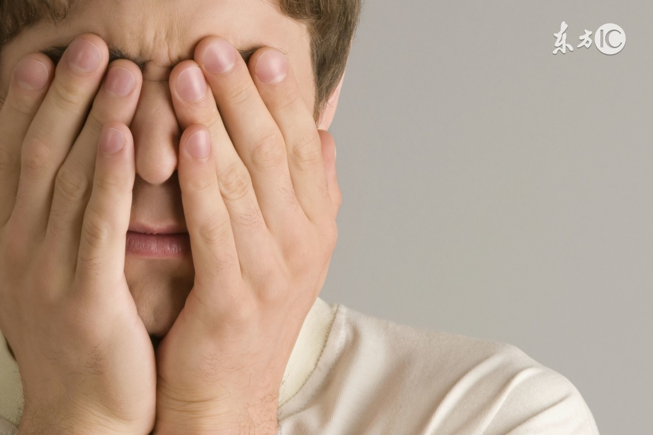 眼睛进沙子巧处理,眼睛进沙子处理后要注意什么