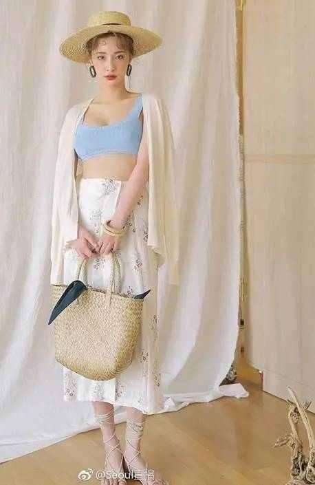 最近整个时尚圈都中了这个包包的毒!