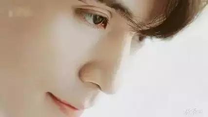 拿什么拯救术后三眼皮