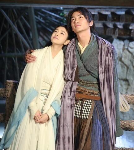 谢娜凭借实力进入决赛张杰助阵,明星恩爱夫妻你最喜欢哪对?