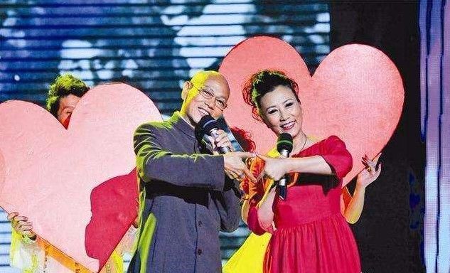 谢娜凭借实力进入决赛张杰助阵,明星恩爱夫妻你最喜欢哪对?