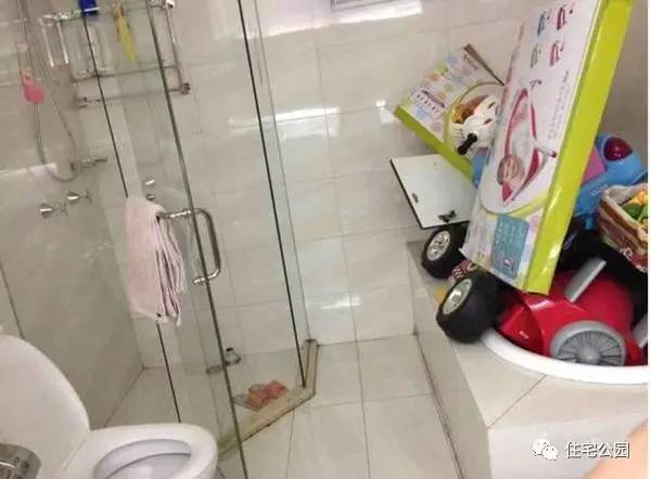 朋友新房装修一卷网线2500，被我嘲笑浪费钱！看完他家装修原来真正浪费钱的是我