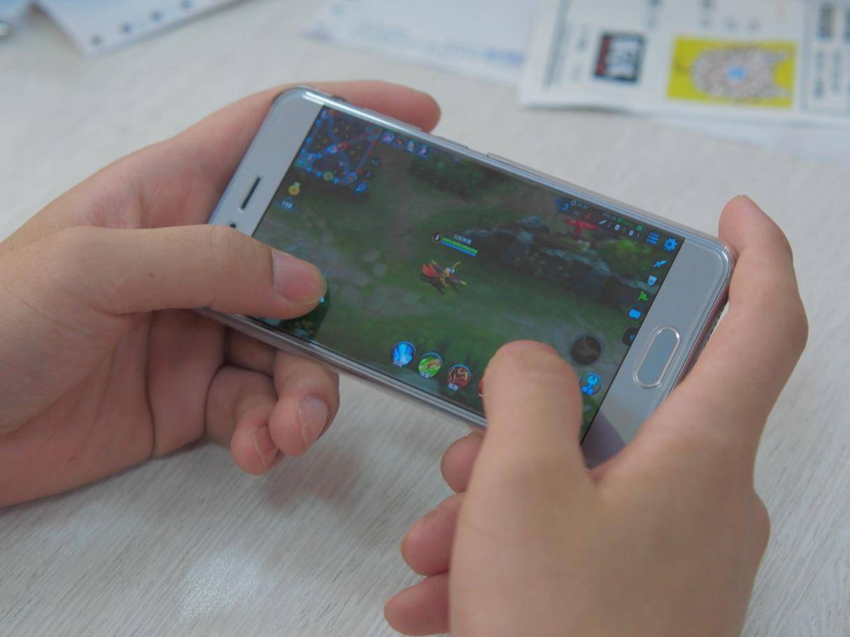 荣耀9深度评测,才貌双全没什么好挑剔了