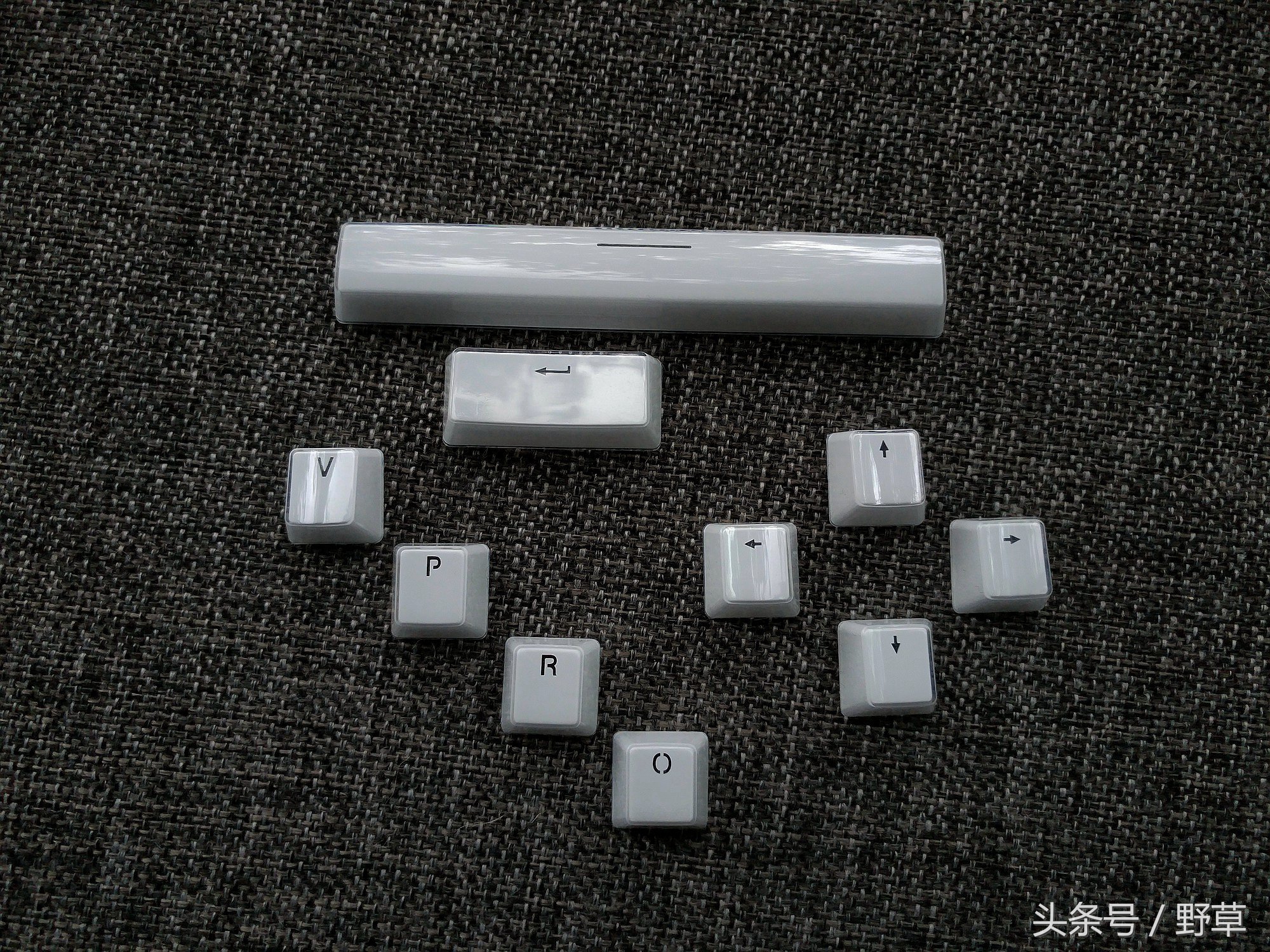 雷柏v500srgb机械键盘,雷柏v500合金版键盘黑轴测评