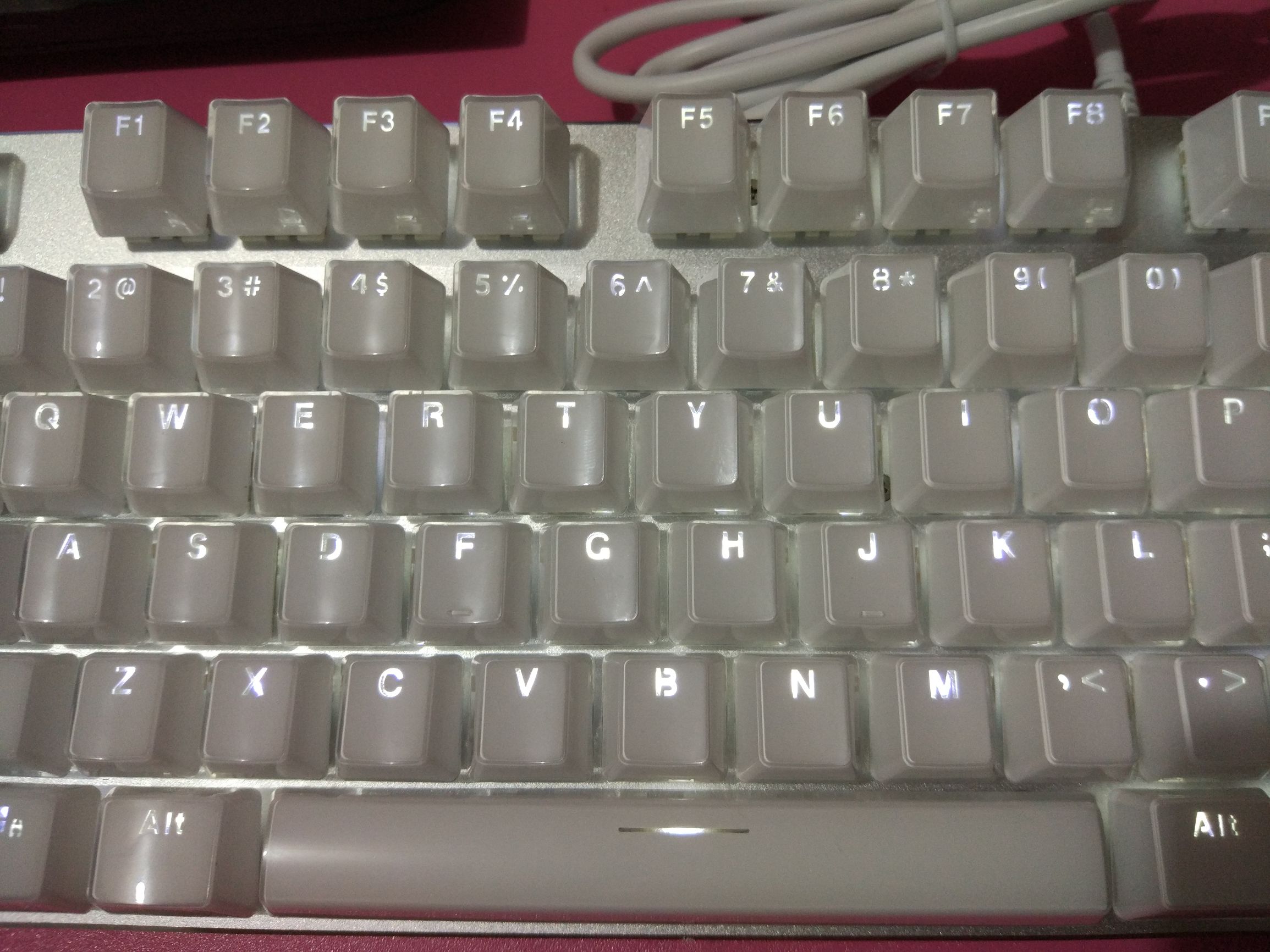 雷柏v500键盘按一下有两下反应,雷柏机械键盘v500合金版87键