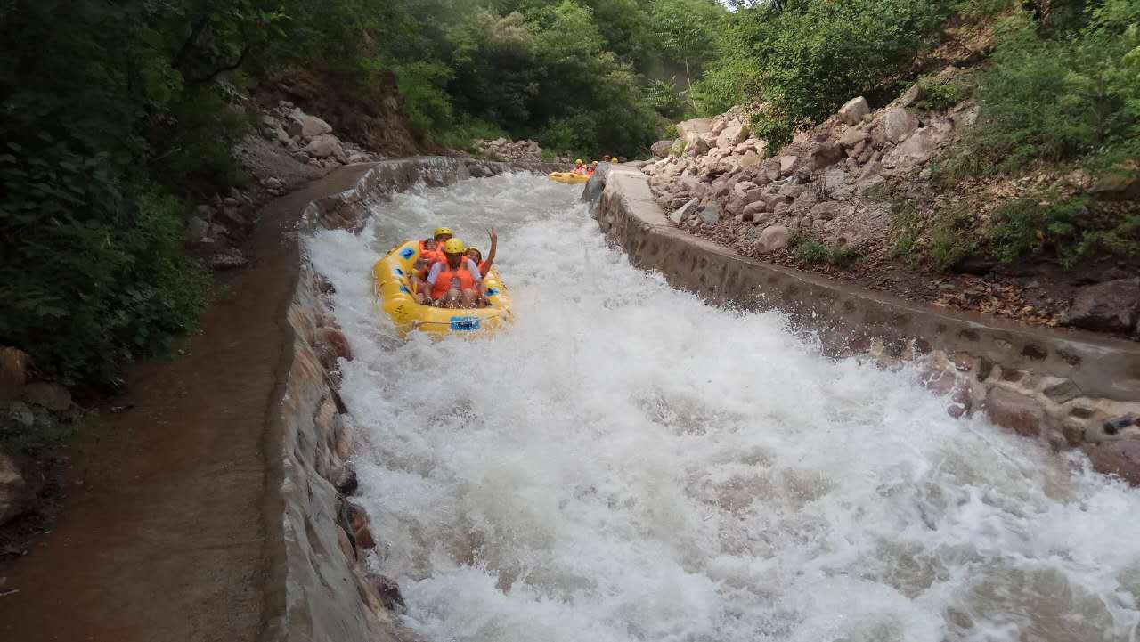 不能再忍了还得忍,不能再忍完整版