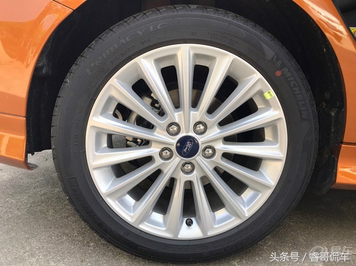 福克斯用车体验,全新福克斯实测油耗高怎么办