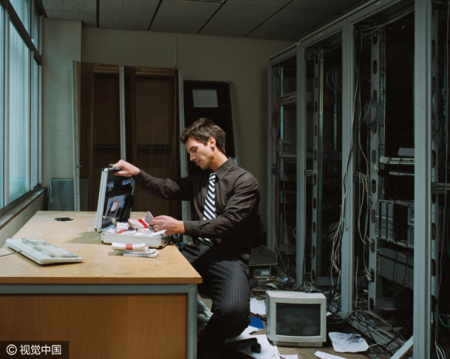 外挂获利一般怎么判刑,游戏外挂获利犯法吗80万怎么判