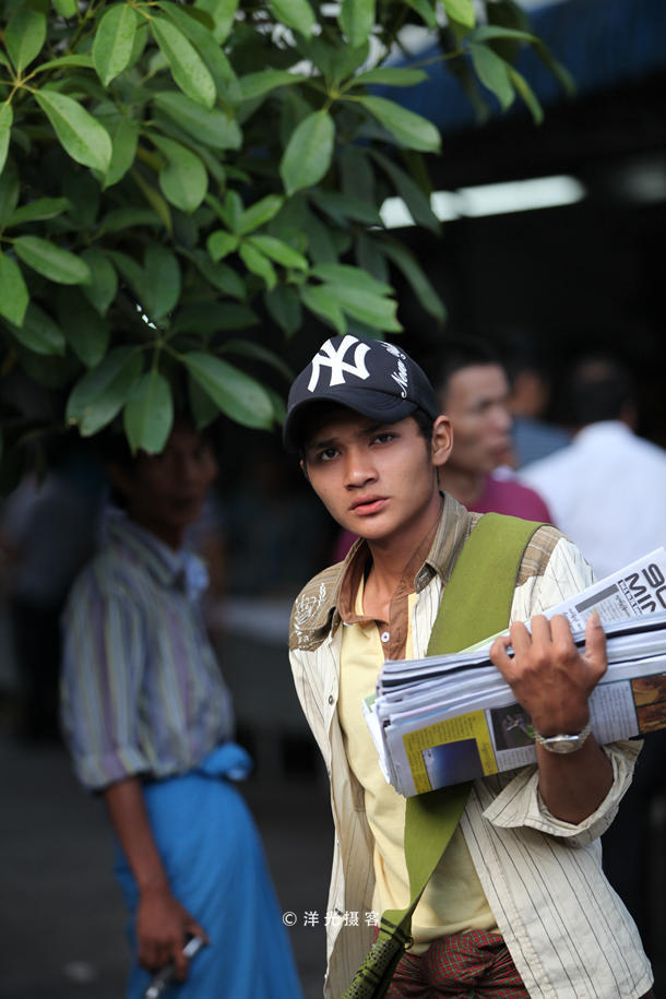 云南瑞丽翡翠玉器交易市场,瑞丽姐告翡翠批发市场在哪里