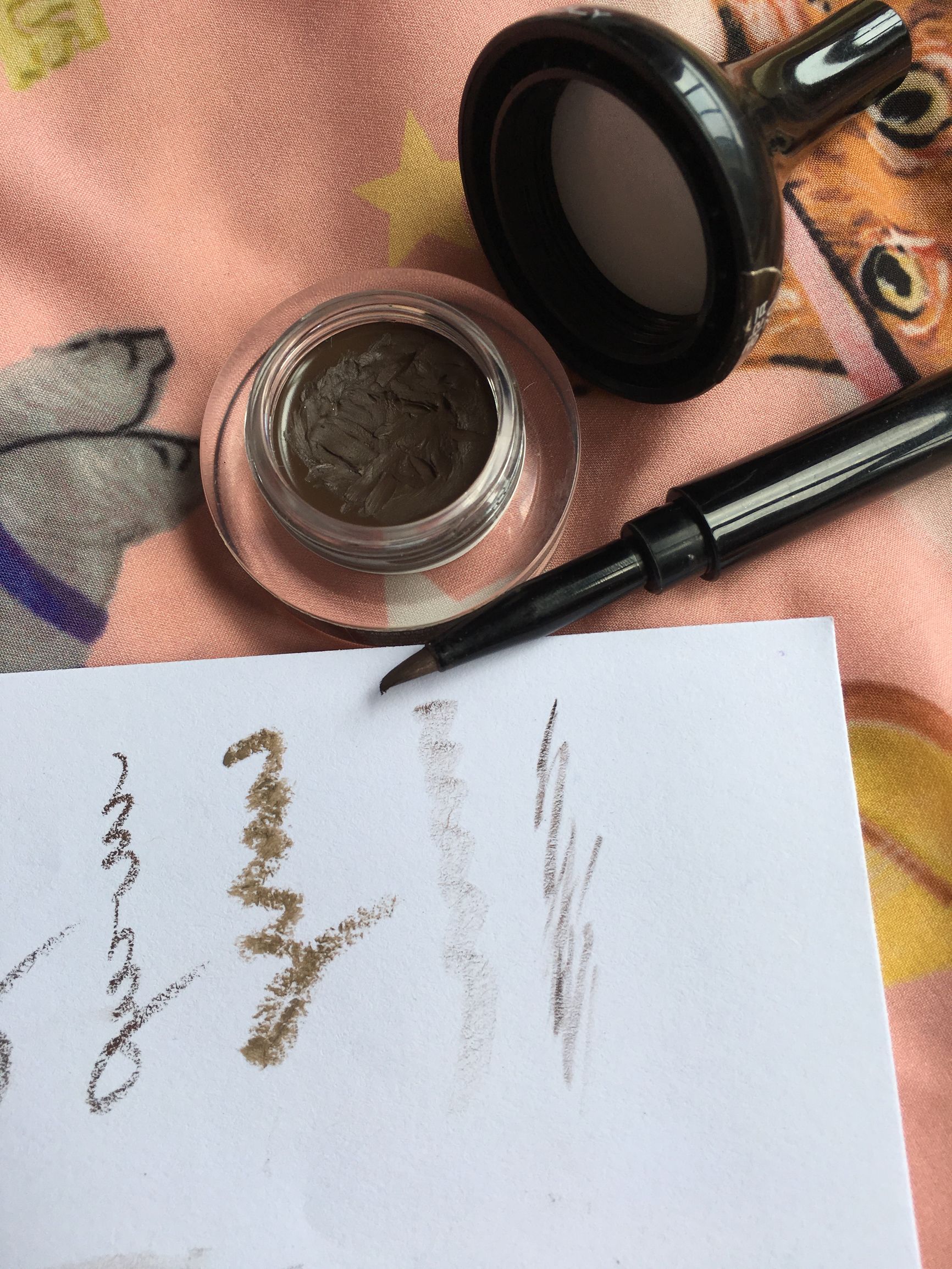 kate眉粉哪个色好用,KATE三色眉粉好用吗