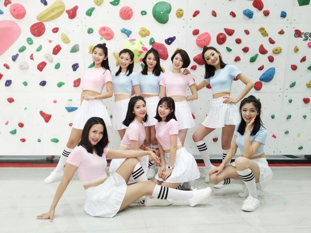 白里透红与众不同,白里透红与众不同视频