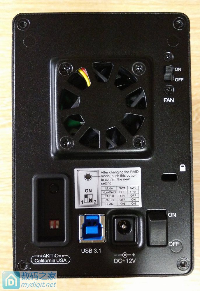 不黑不吹！艾客优品,AKITIOUSB3.1双盘位硬盘箱拆解简评