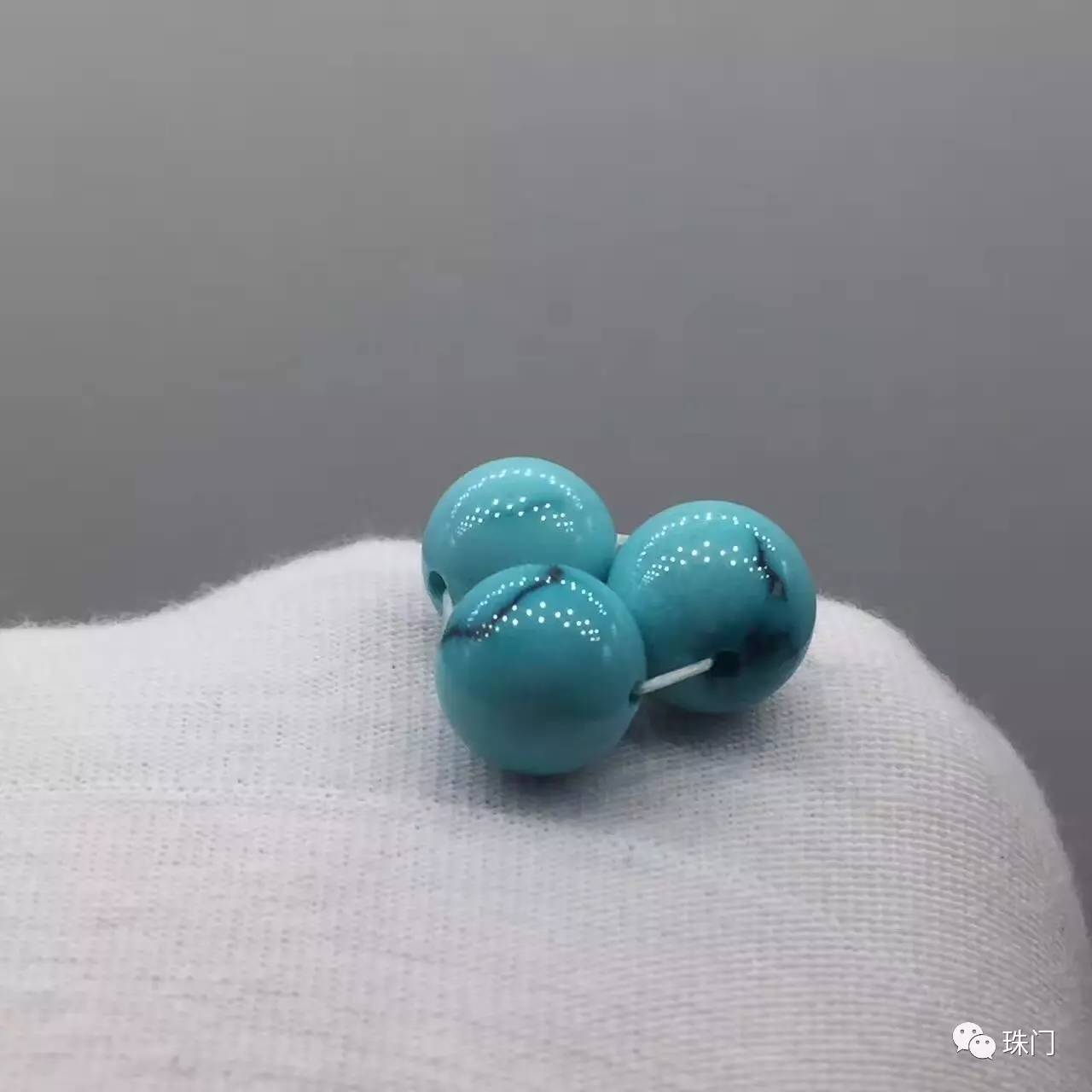 新买的绿松石没有光泽,刚买回来的绿松石要泡油吗