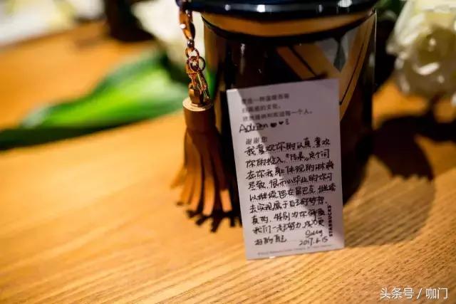 为什么95后都跑到星巴克了,为什么失业人都去星巴克了