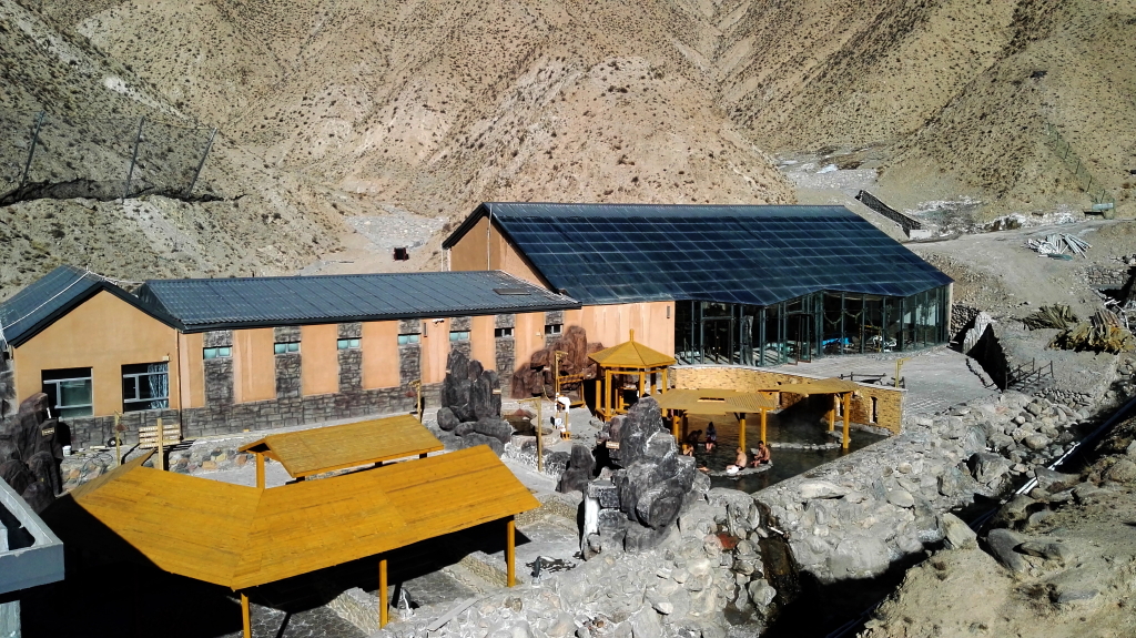 大柴旦雪山温泉介绍,大柴旦雪山温泉海拔多少米