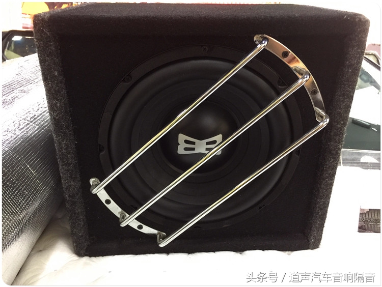 日产蓝鸟更换音响教程,尼桑蓝鸟低音喇叭改家用
