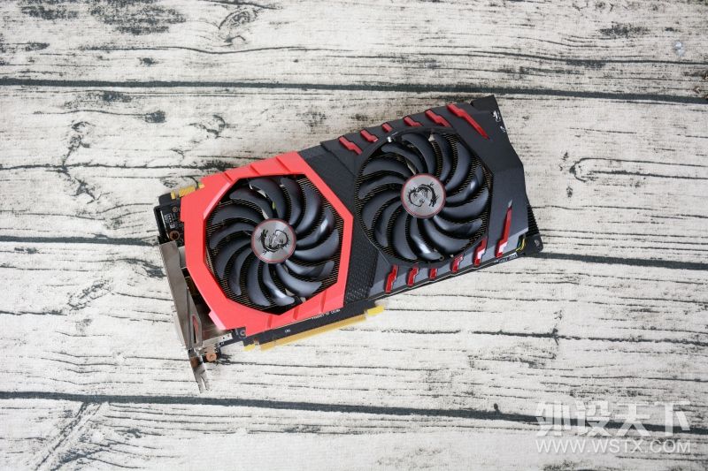 这才是游戏手机该有什么样的样子,微星宙斯盾钛3主机