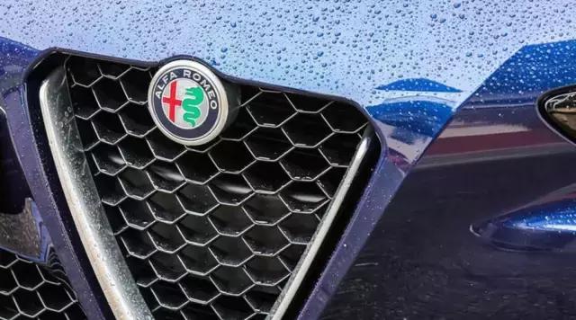 试驾2023款阿尔法罗密欧giulia,阿尔法罗密欧stelvio原创试驾