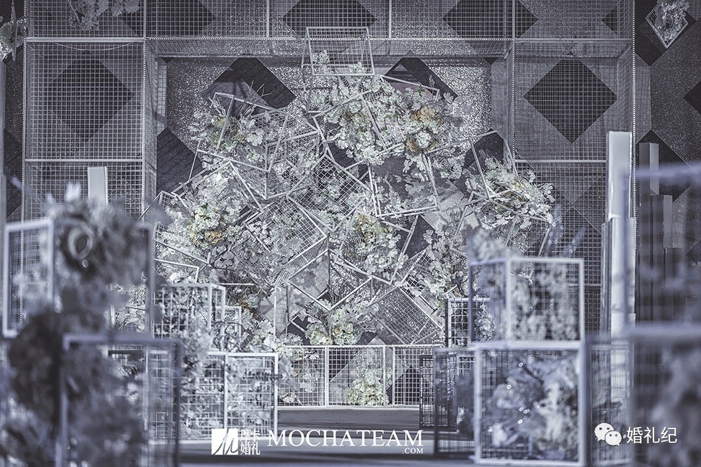 婚礼到底要开心还是省钱,没钱办婚礼婚礼很重要吗