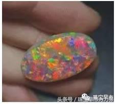 图文并茂，一分钟学会买彩色宝石