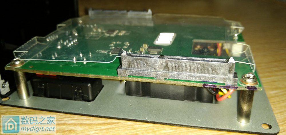 不黑不吹！艾客优品,AKITIOUSB3.1双盘位硬盘箱拆解简评