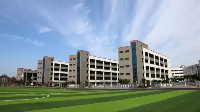 象山县5所普通高中统招线公布，象山中学统招生648分