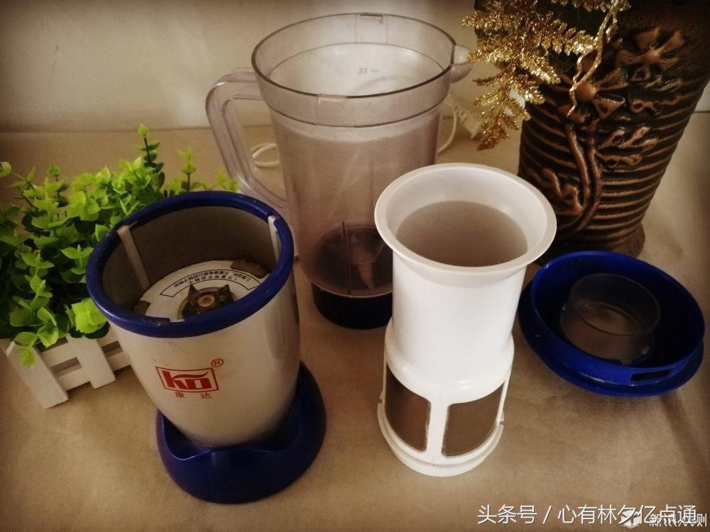 苏泊尔无渣破壁机,苏泊尔真磨醇浆机dj128