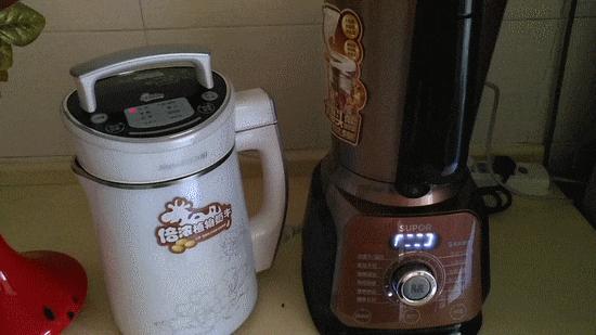 苏泊尔无渣破壁机,苏泊尔真磨醇浆机dj128