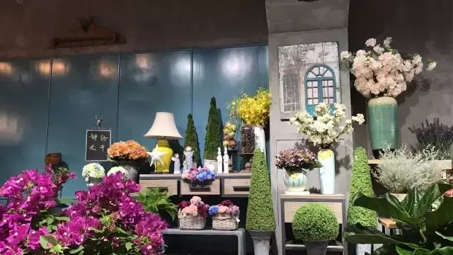 开一家花店需要投资多少钱呢,新手开花店需要注意哪些问题