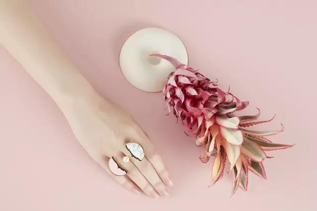 悄悄告诉你的知识,偷偷告诉你富人大富大贵的秘密