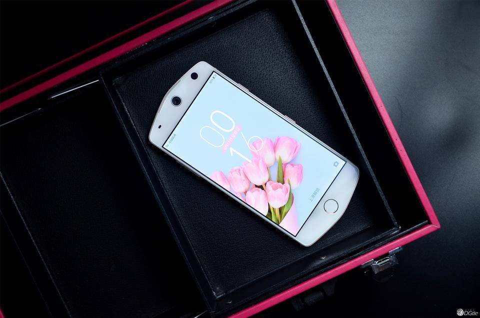 一个男生用美图手机是怎样的体验？