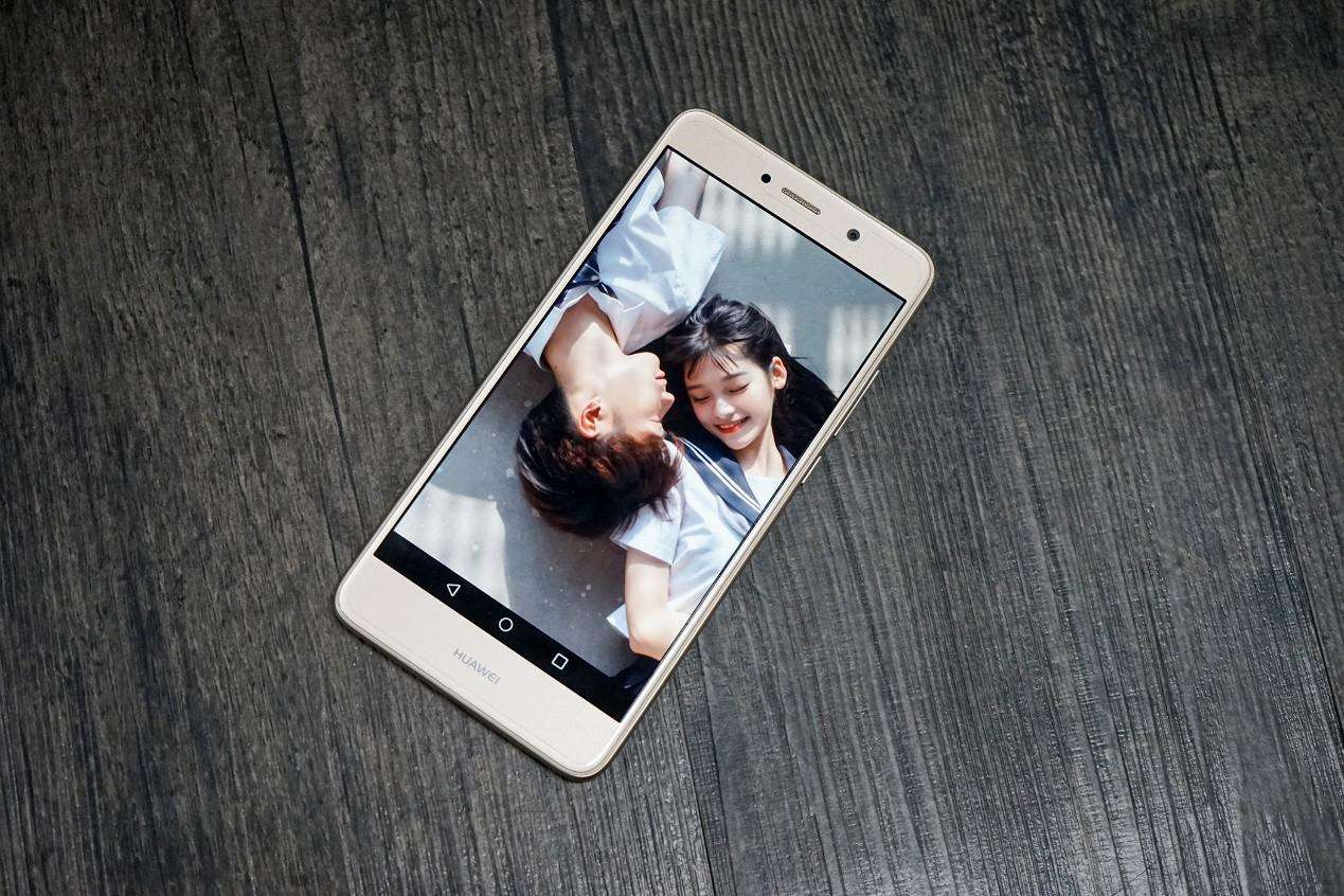 华为畅享7plus值得入手吗,1500元左右续航高手机