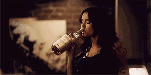 酒吧喝洋酒的好处,去酒吧为什么要排队