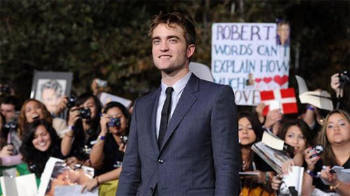 《暮光之城》九年，男主长残女主帅弯，一代人的青春偶像！