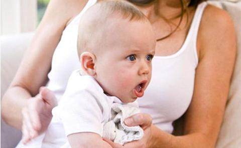 吃母乳宝宝拉稀怎么看有没有奶瓣,宝宝吃母乳就拉稀看什么科