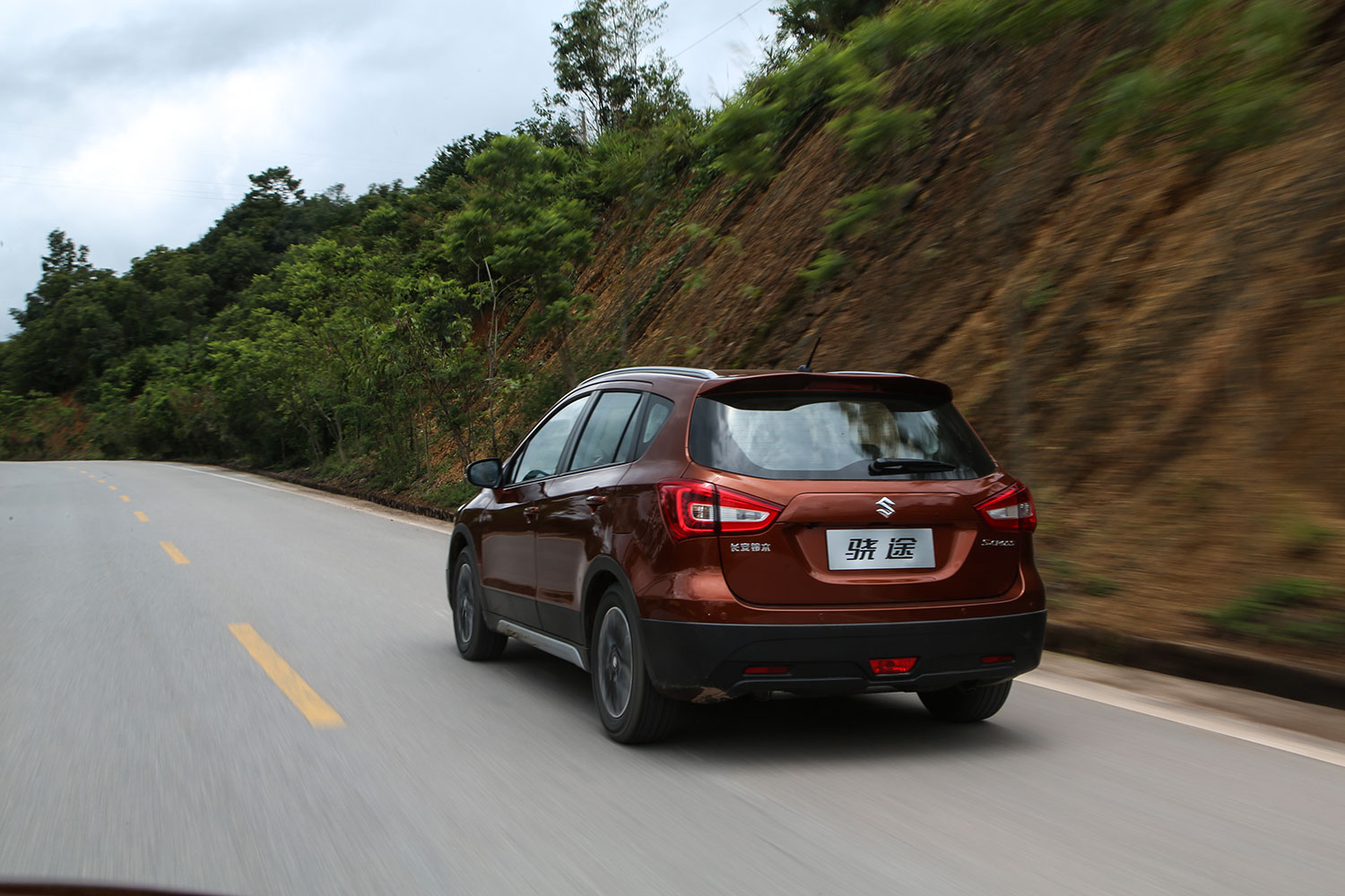 适合家用车性价比高的suv,适合家用性价比高的车suv10万左右