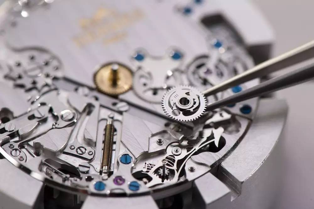 时光计·腕表｜复杂功能+简约设计的搭配，没有什么不可以