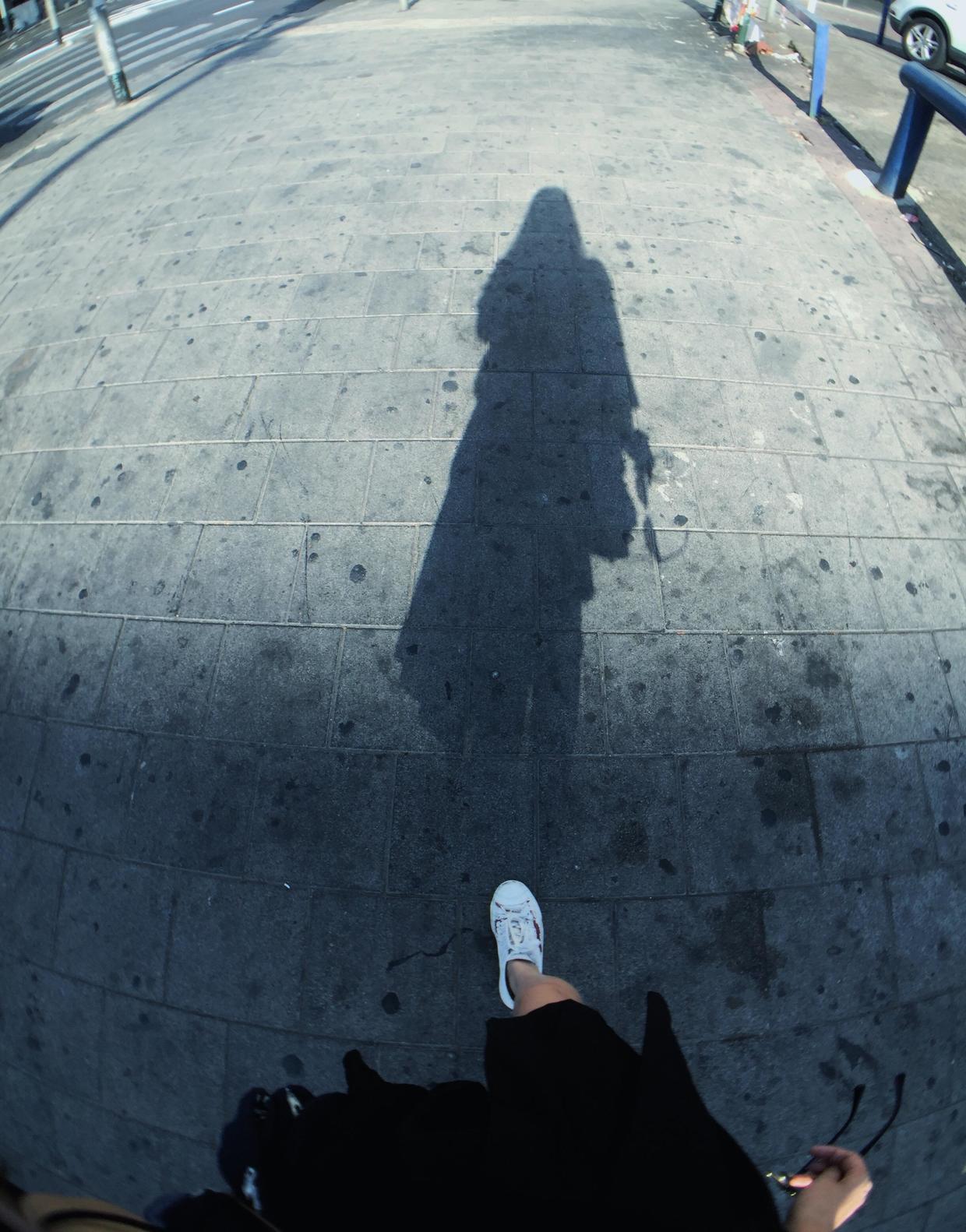 以色列特拉维夫闹市区 (以色列特拉维夫白色之城繁荣原因)