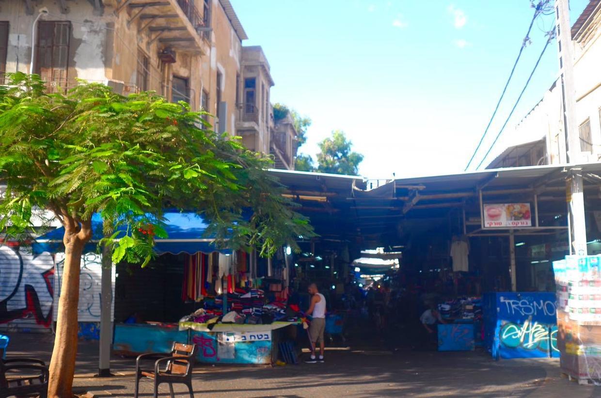 以色列特拉维夫闹市区 (以色列特拉维夫白色之城繁荣原因)