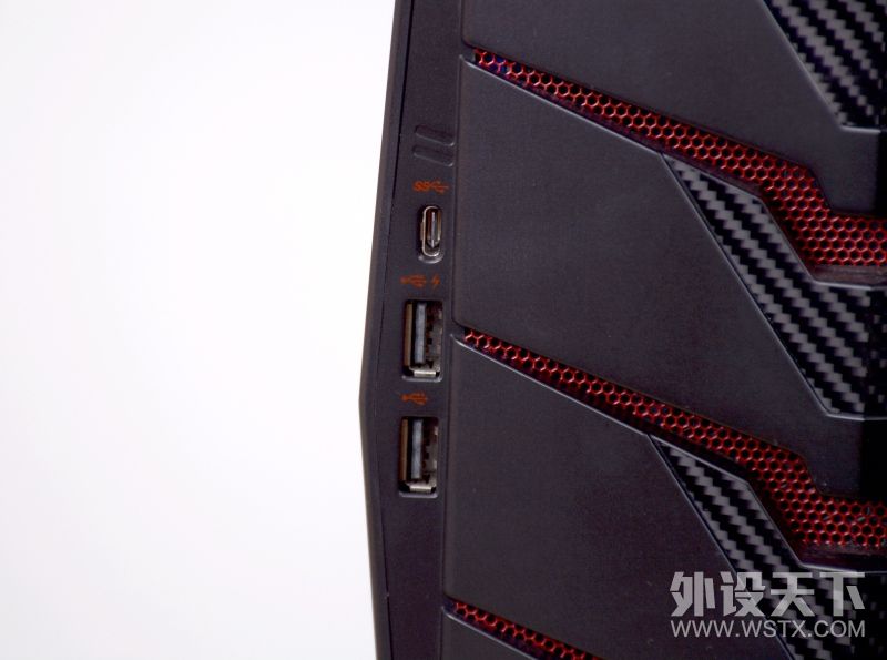 这才是游戏手机该有什么样的样子,微星宙斯盾钛3主机