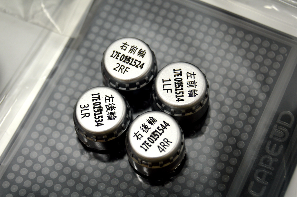 抬头显示可以显示胎压吗,抬头显示胎压监测