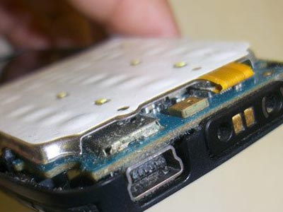 手机接口接触不良怎么修好多少钱,清理手机充电口灰尘的解压视频
