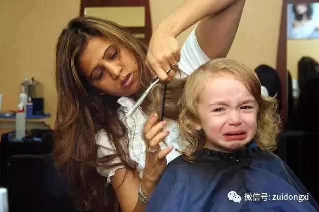 理发小孩哭的上不来气,为什么宝宝理发会哭