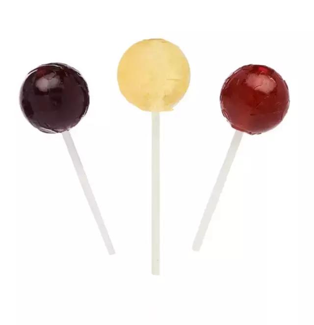 送你一杯干红葡萄酒,为你酿造一瓶葡萄酒很浪漫