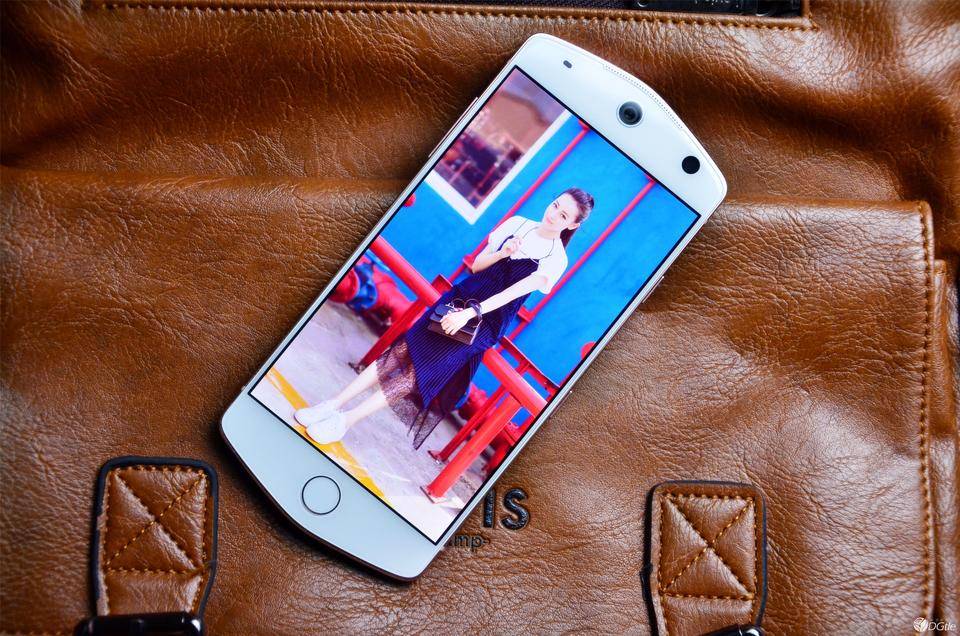 一个男生用美图手机是怎样的体验？