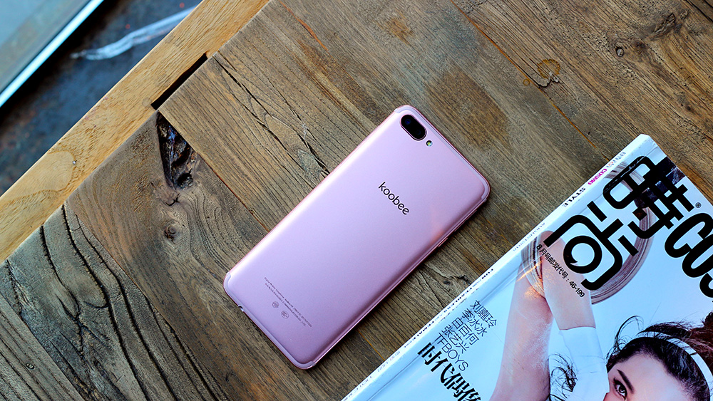 手机市场由蓝转红，线下四小龙OV金酷的酷比如何坚持下来的？